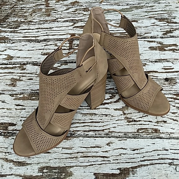 🌞HP🌞 Peep Toe Sandal Booties Sz 9 - Picture 3 of 7